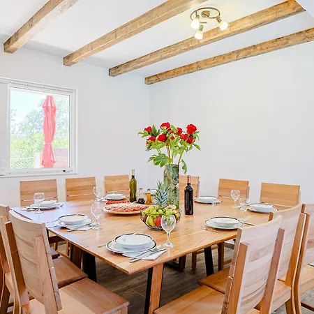 Veronika Near Makarska, Private Pool Holiday home