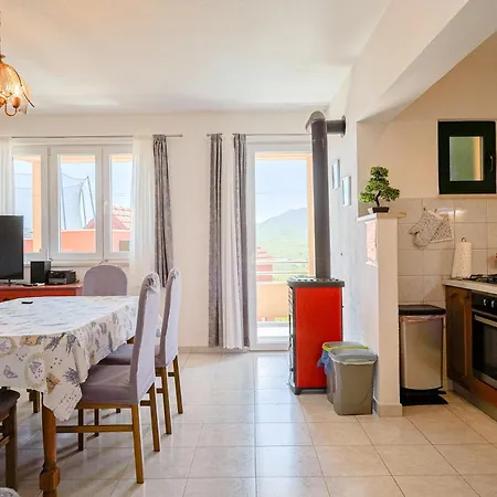 Holiday home Veronika Near Makarska, Private Pool Zagvozd