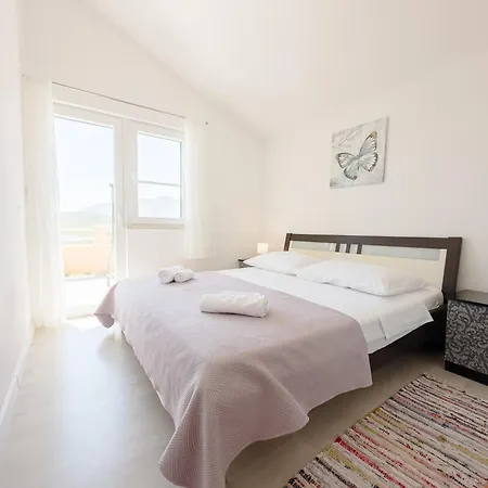 Veronika Near Makarska, Private Pool Holiday home Zagvozd
