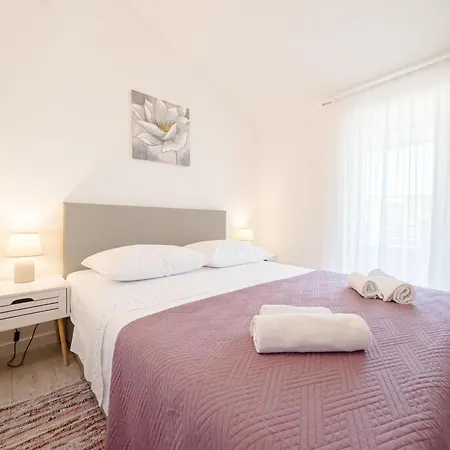 Veronika Near Makarska, Private Pool Holiday home Zagvozd